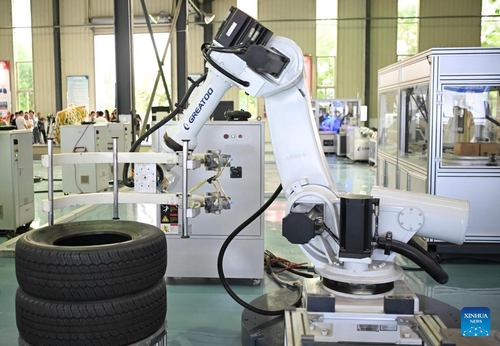 China's Guangdong engages in building industrial cluster for high-end manufacturing