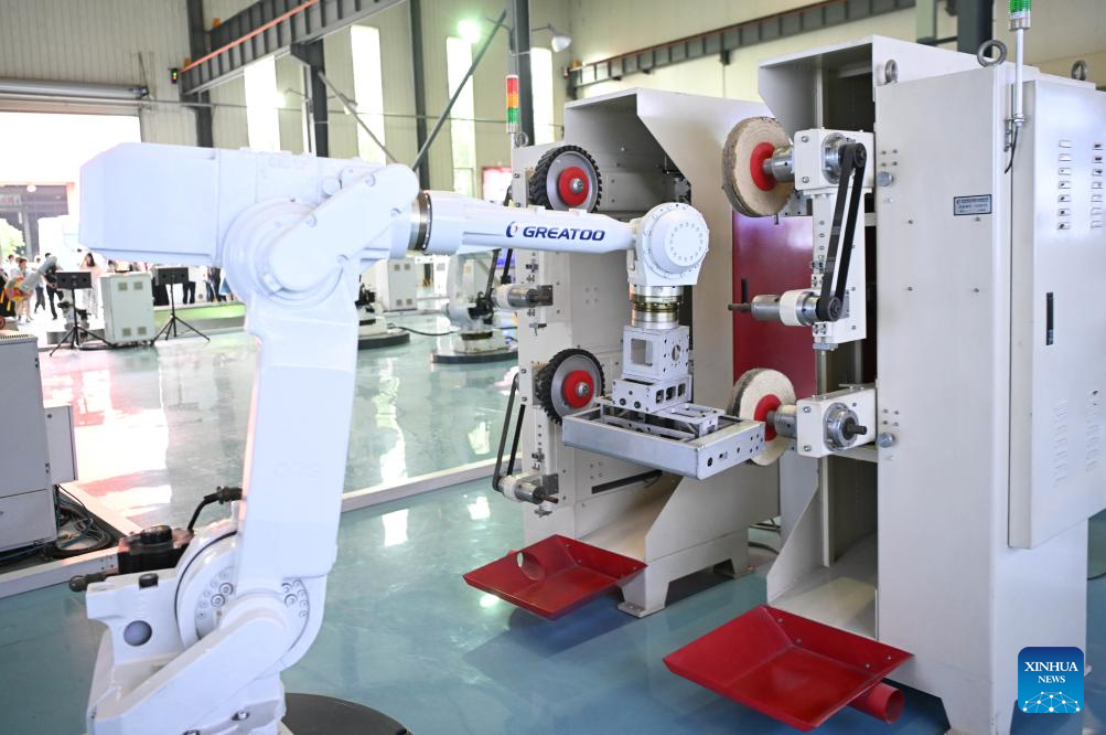 China's Guangdong engages in building industrial cluster for high-end manufacturing