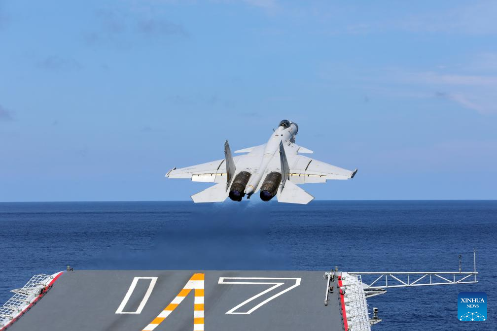 China's aircraft carrier formations return after completing far-sea training