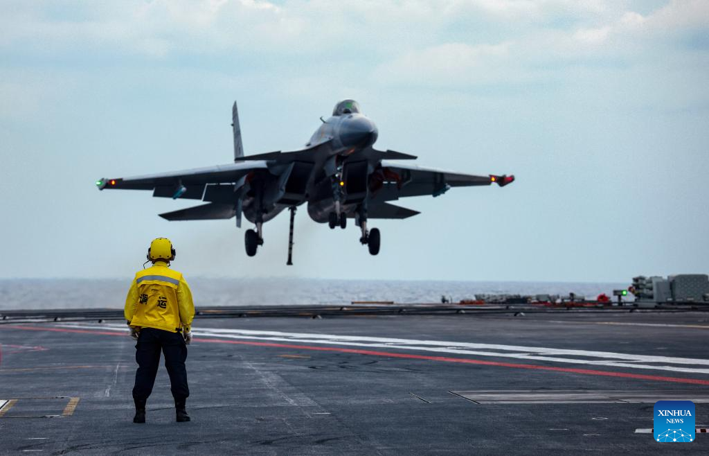 China's aircraft carrier formations return after completing far-sea training