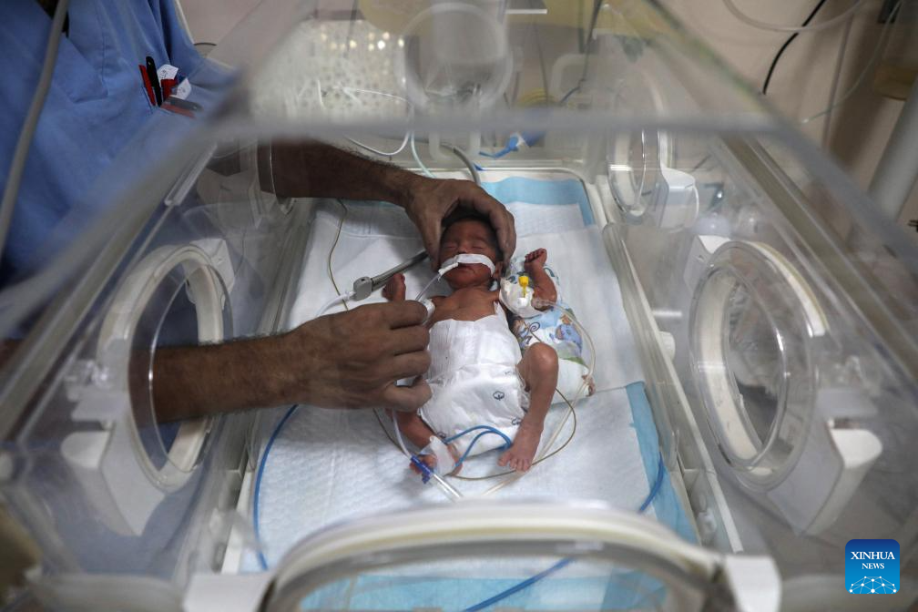 Palestinian premature babies receive medical care in central Gaza Strip