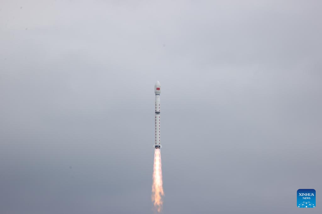 China successfully launches new test satellite