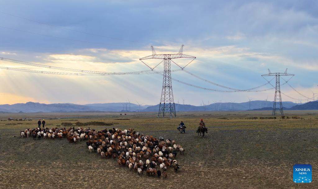 Xinjiang, key sending hub in China's west-to-east power transmission program