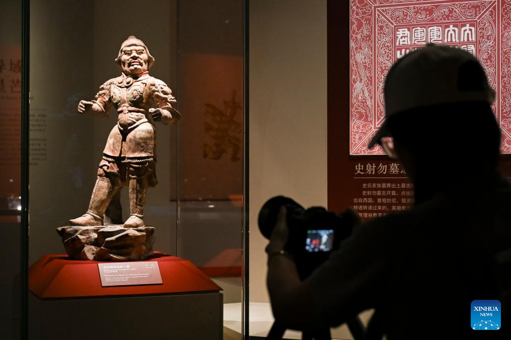 Cultural relics from Guyuan City exhibited at Shanghai Museum East