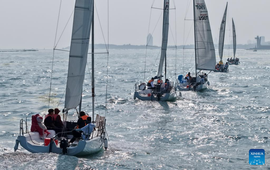 Cruising event held in Qingdao to celebrate 20th anniv. of establishment of Maritime Day of China