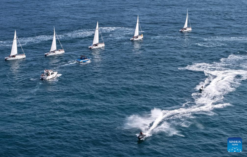 Cruising event held in Qingdao to celebrate 20th anniv. of establishment of Maritime Day of China