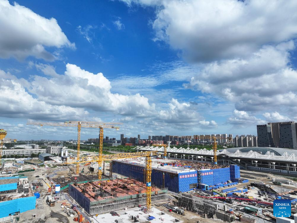Nantong Railway Station under construction in east China's Jiangsu