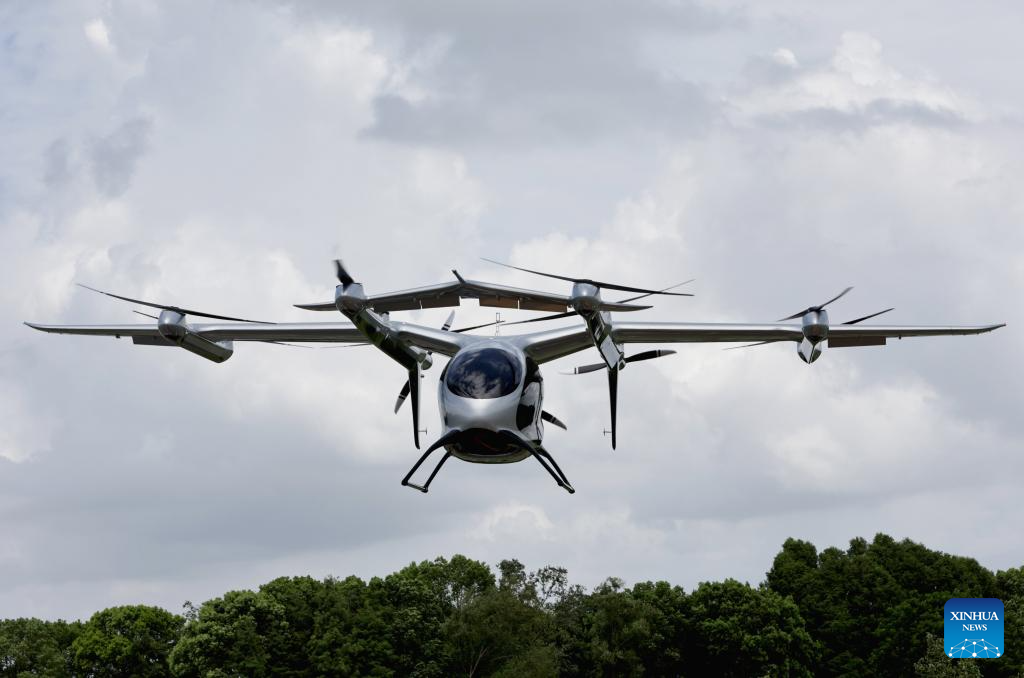 China-made tonne-class eVTOL delivered