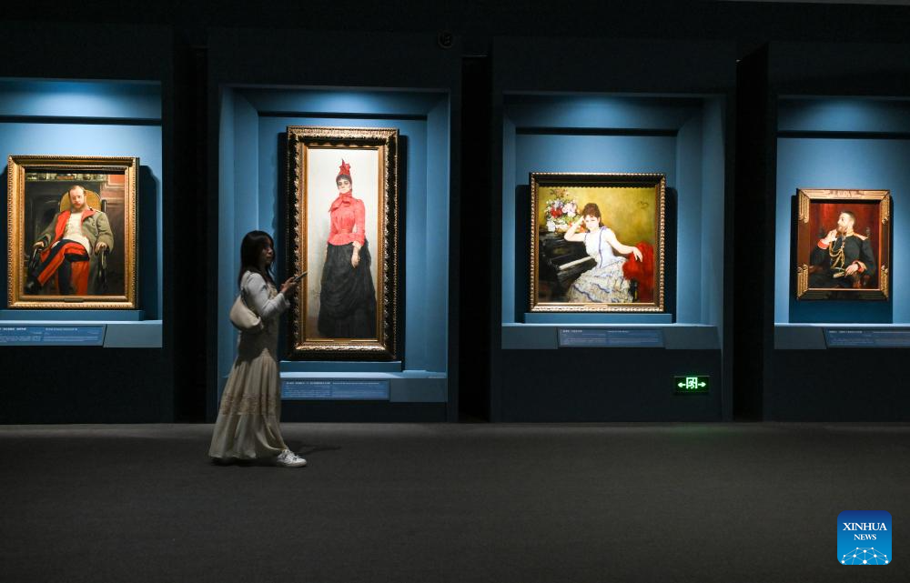 Exhibition showcasing works by Russian painter kicks off at National Museum in Beijing