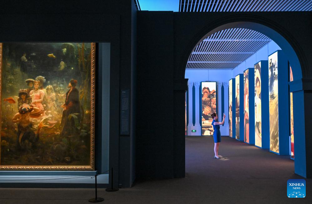 Exhibition showcasing works by Russian painter kicks off at National Museum in Beijing