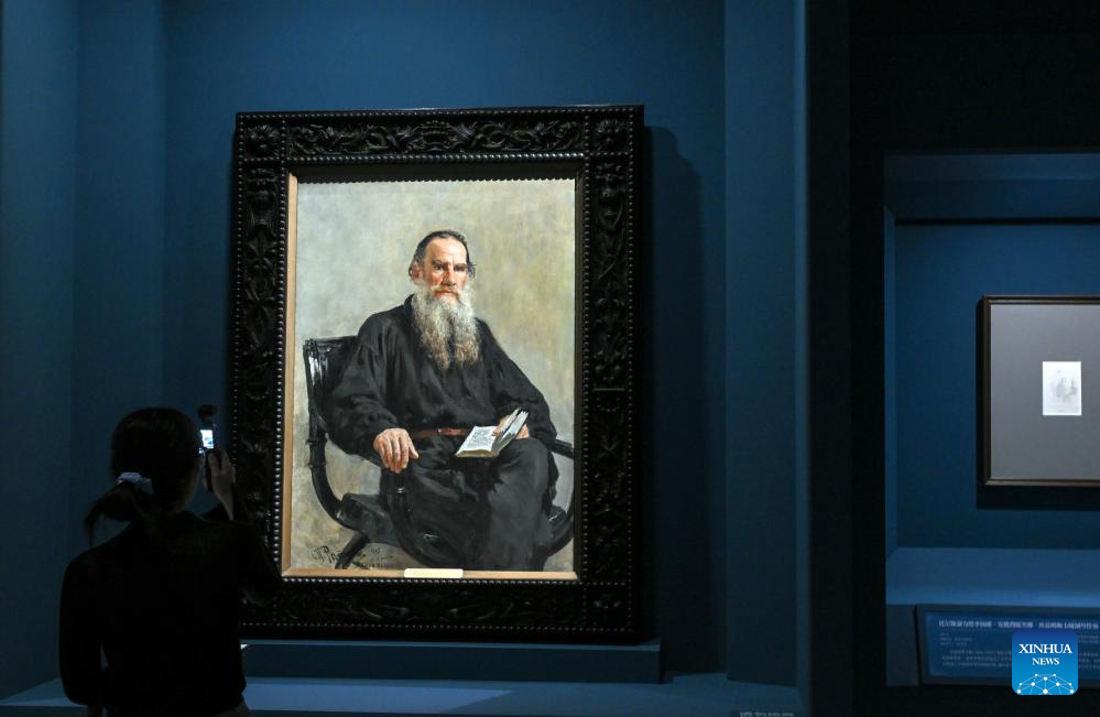 Exhibition showcasing works by Russian painter kicks off at National Museum in Beijing