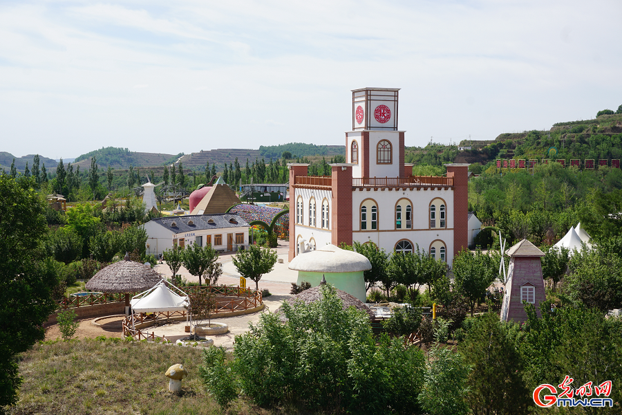 Apple farming drives rural revitalization in Nangou Village