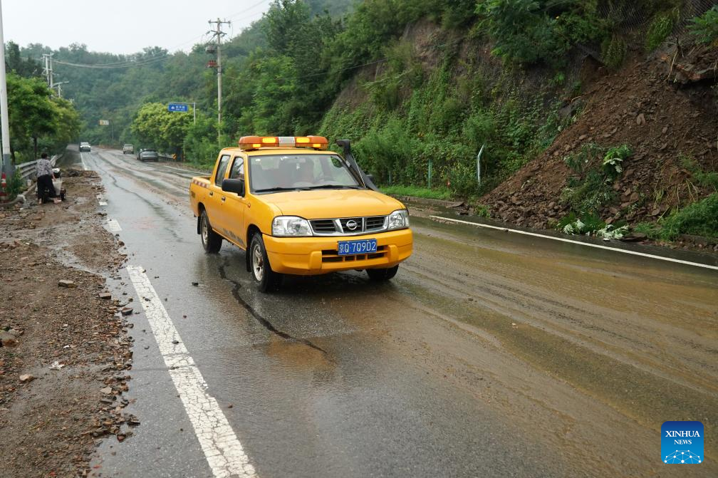 Rainstorm forces evacuation of over 3,000 residents in suburban Beijing
