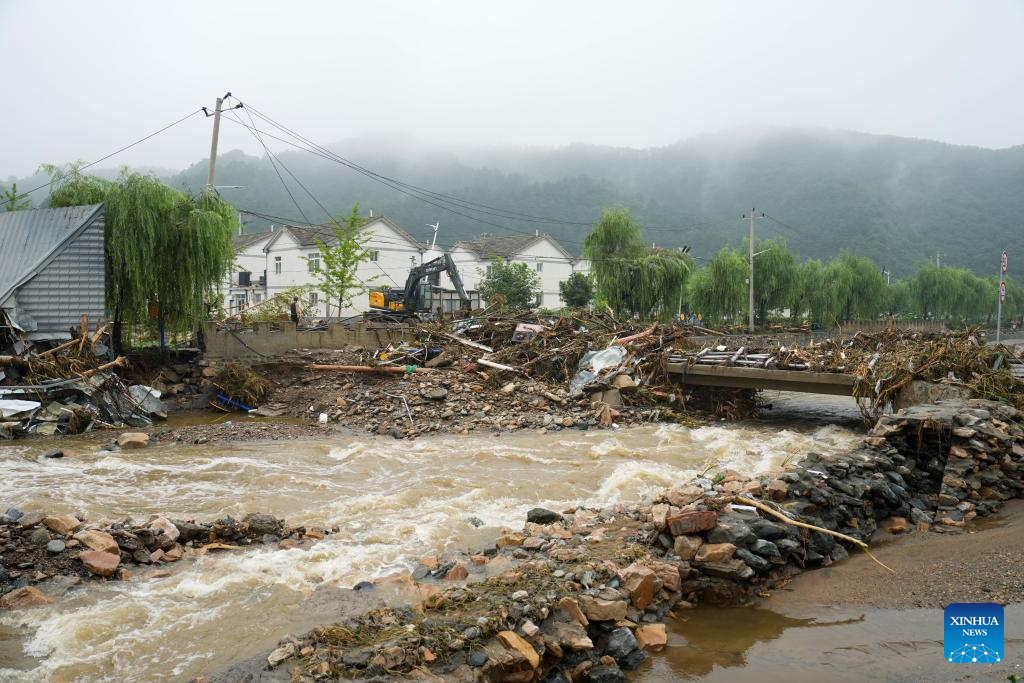 Rainstorm forces evacuation of over 3,000 residents in suburban Beijing
