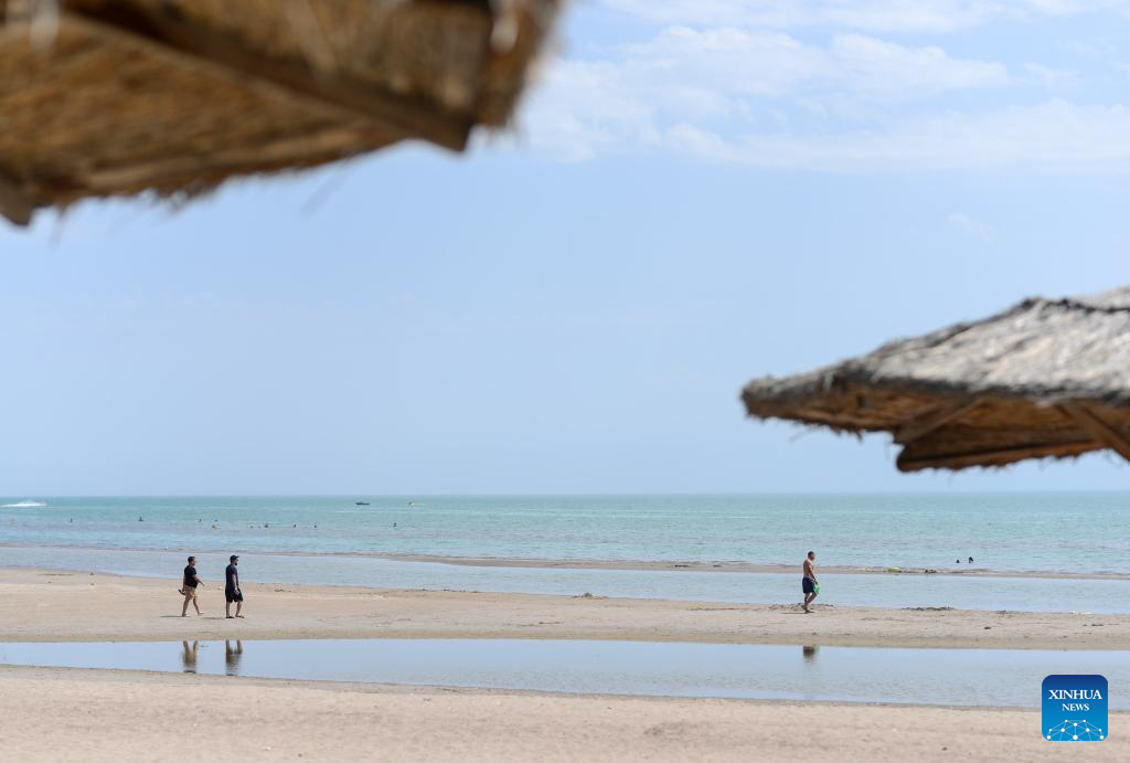 Heat waves hit southern part of Kazakhstan