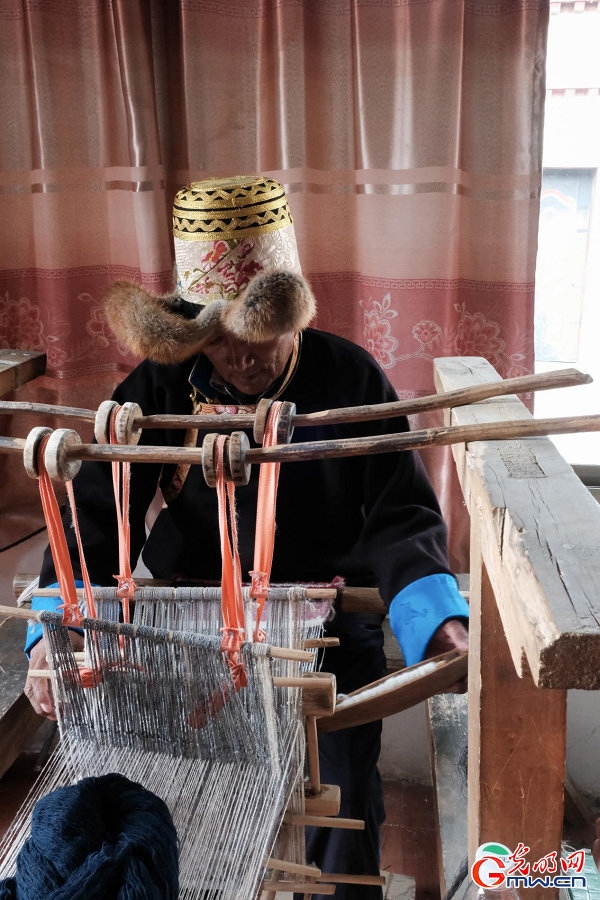 Glorious 60 Years ? Our Homeland | Chagza attire weaving heritage into prosperity