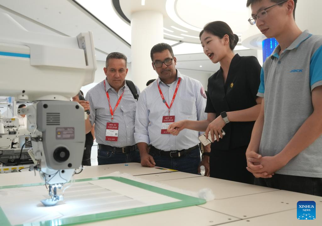 Traditional manufacturer becomes global intelligent manufacturing giant in China's Zhejiang
