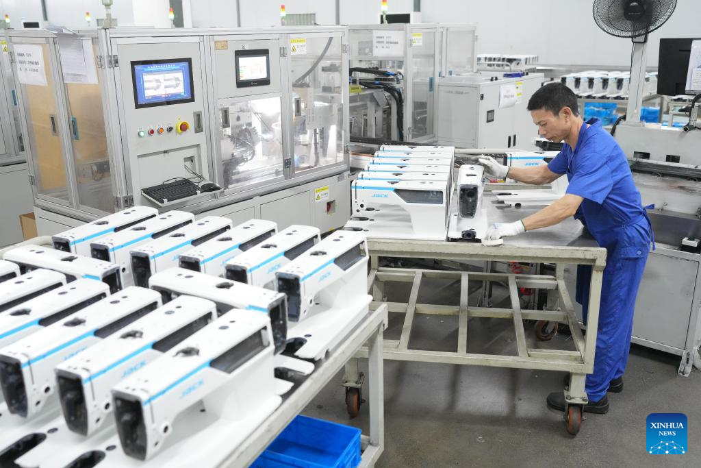 Traditional manufacturer becomes global intelligent manufacturing giant in China's Zhejiang
