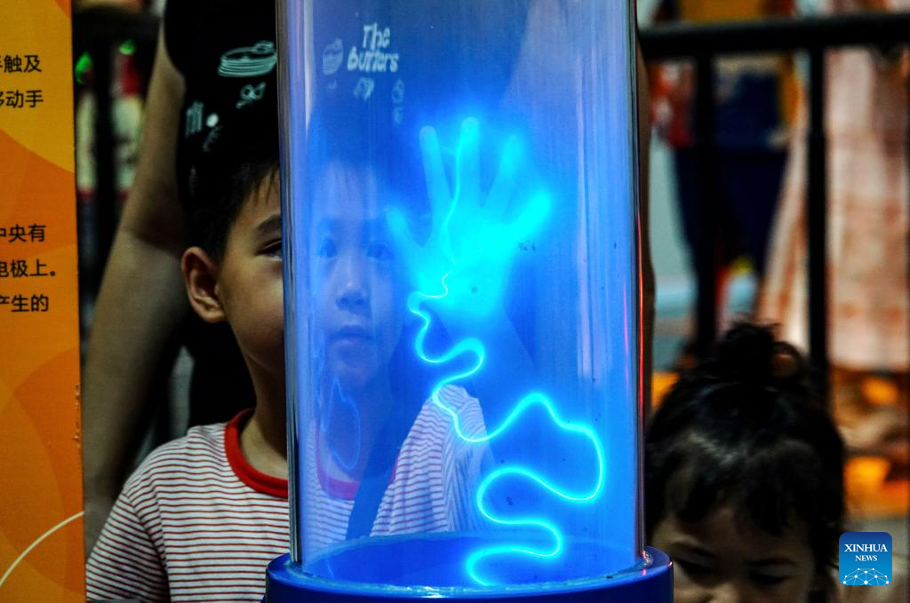 Children take part in diverse activities during summer vocation across China