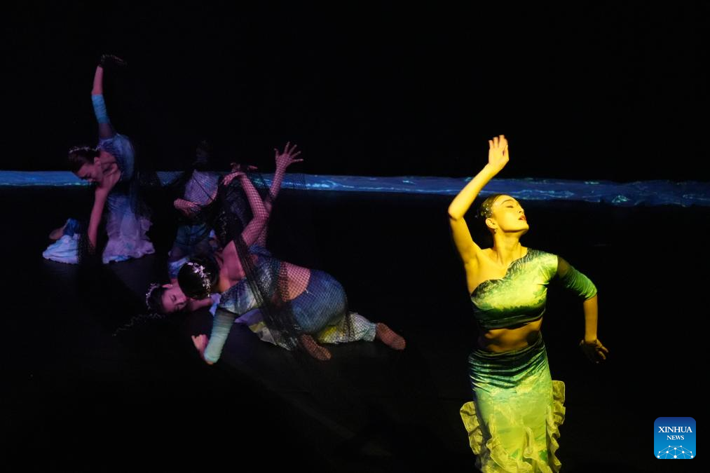 China Focus showcases Chinese innovative performing arts at Edinburgh festival