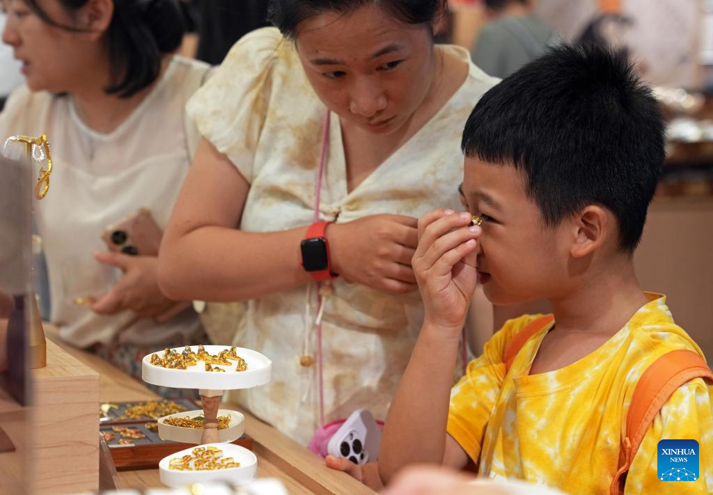 Exhibition on ancient Egyptian civilization opens at Shanghai Museum