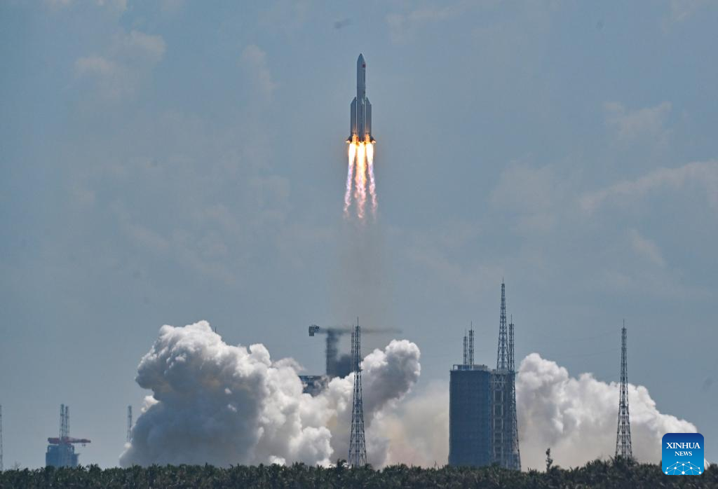 China launches new group of internet satellites