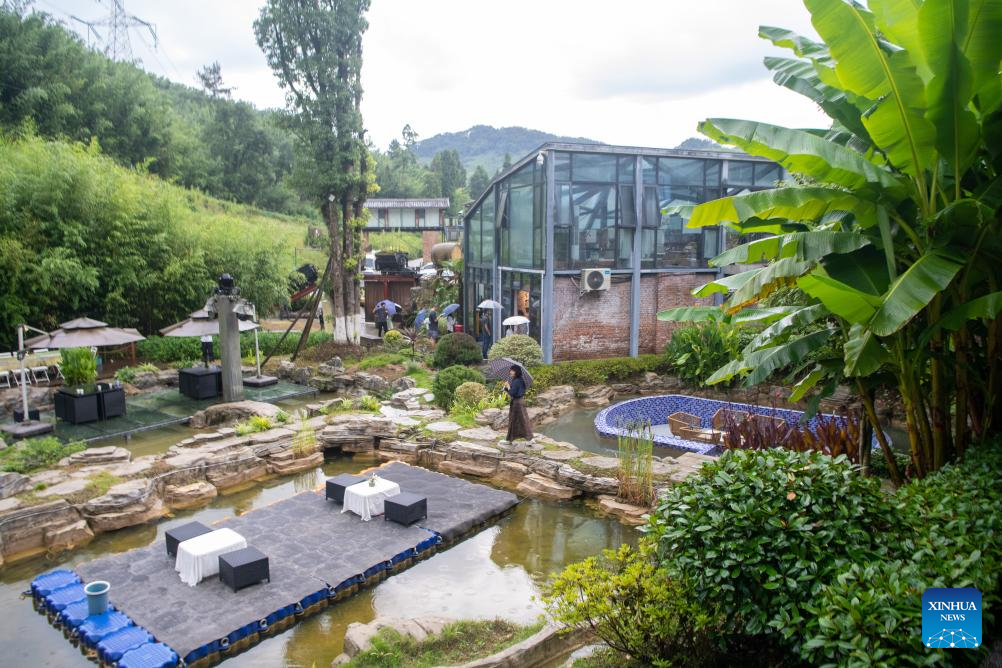 Village in SW China transforms obsolete mining zone into environment-friendly businesses