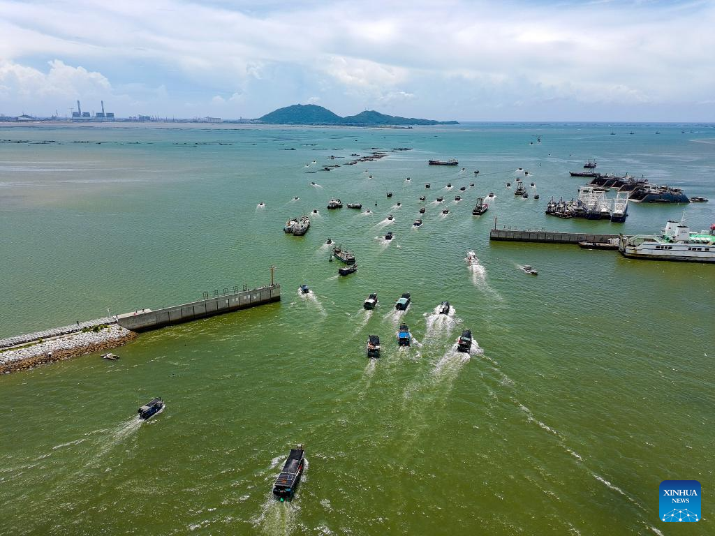 Fishing season starts in South China Seai