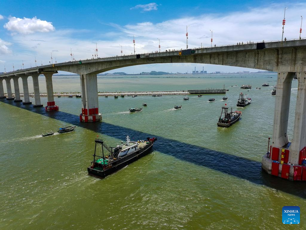 Fishing season starts in South China Seai