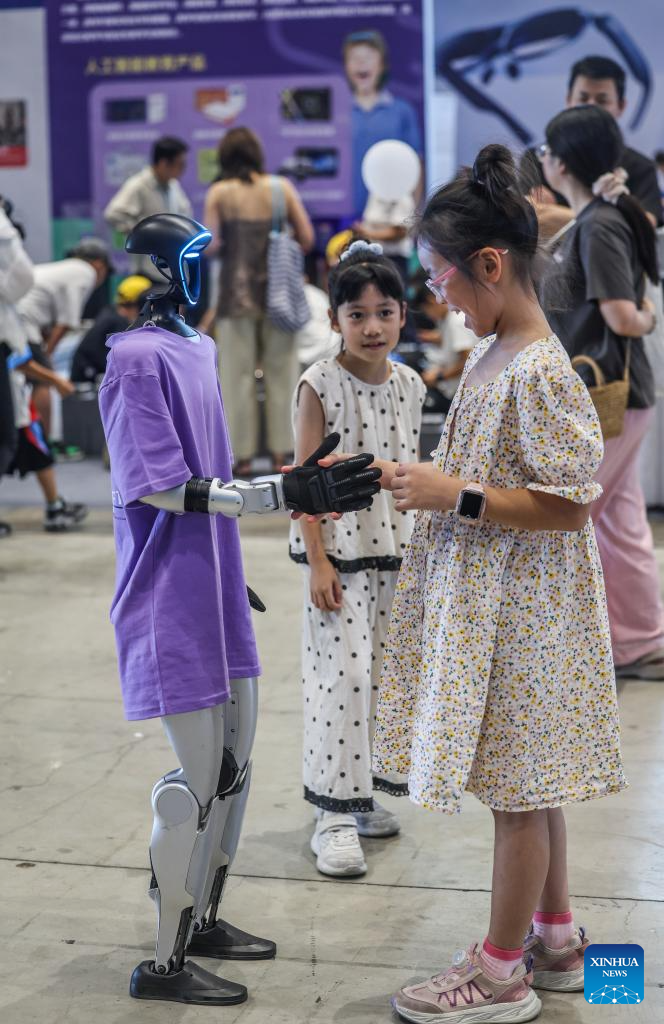 First Wuzhen Youth Tech Carnival held in E China's Zhejiang