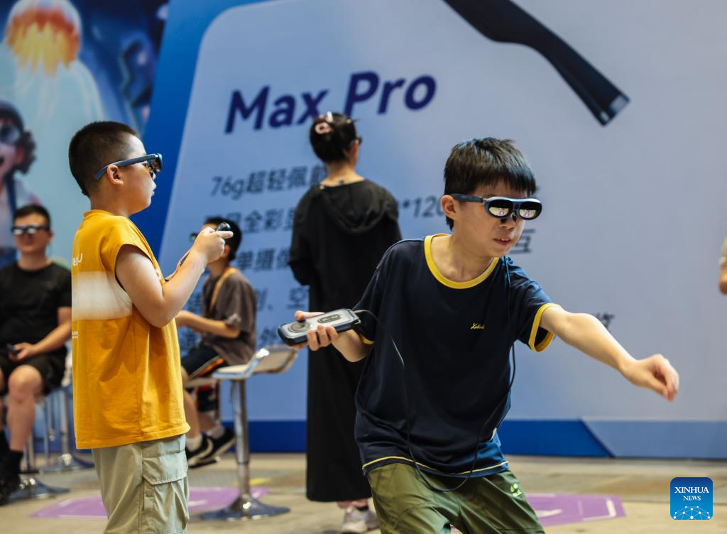 First Wuzhen Youth Tech Carnival held in E China's Zhejiang
