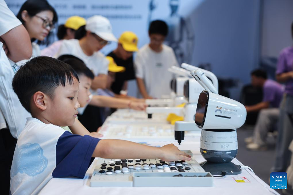 First Wuzhen Youth Tech Carnival held in E China's Zhejiang