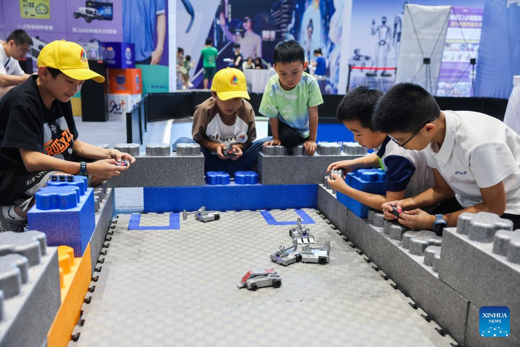 First Wuzhen Youth Tech Carnival held in E China's Zhejiang