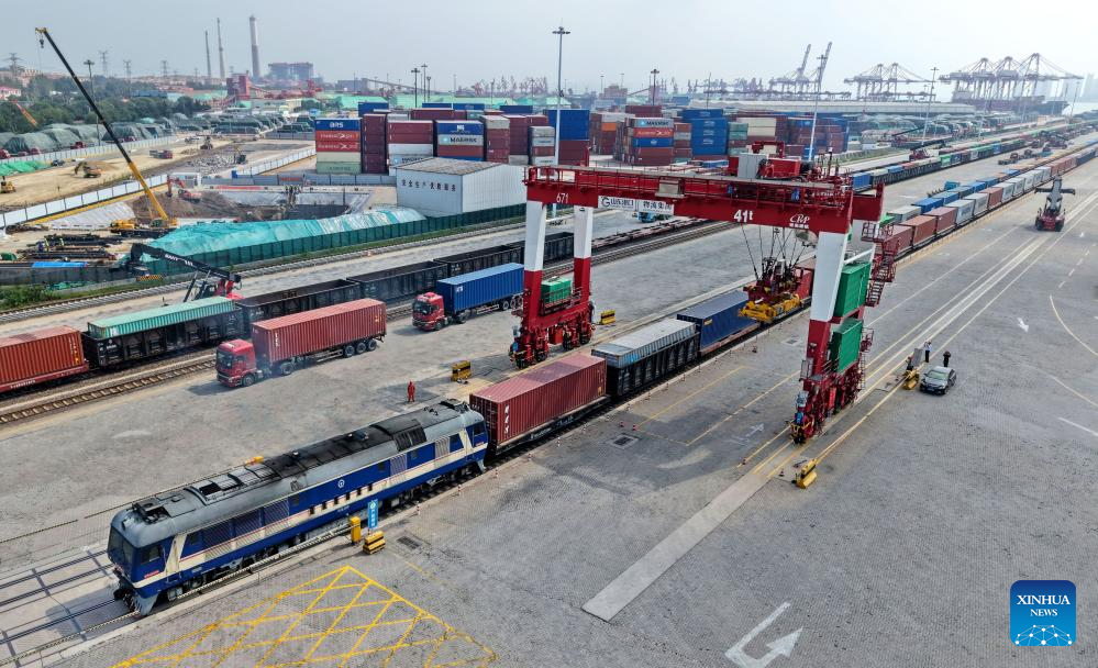 Qingdao Port adds 22 new outbound trade routes this year
