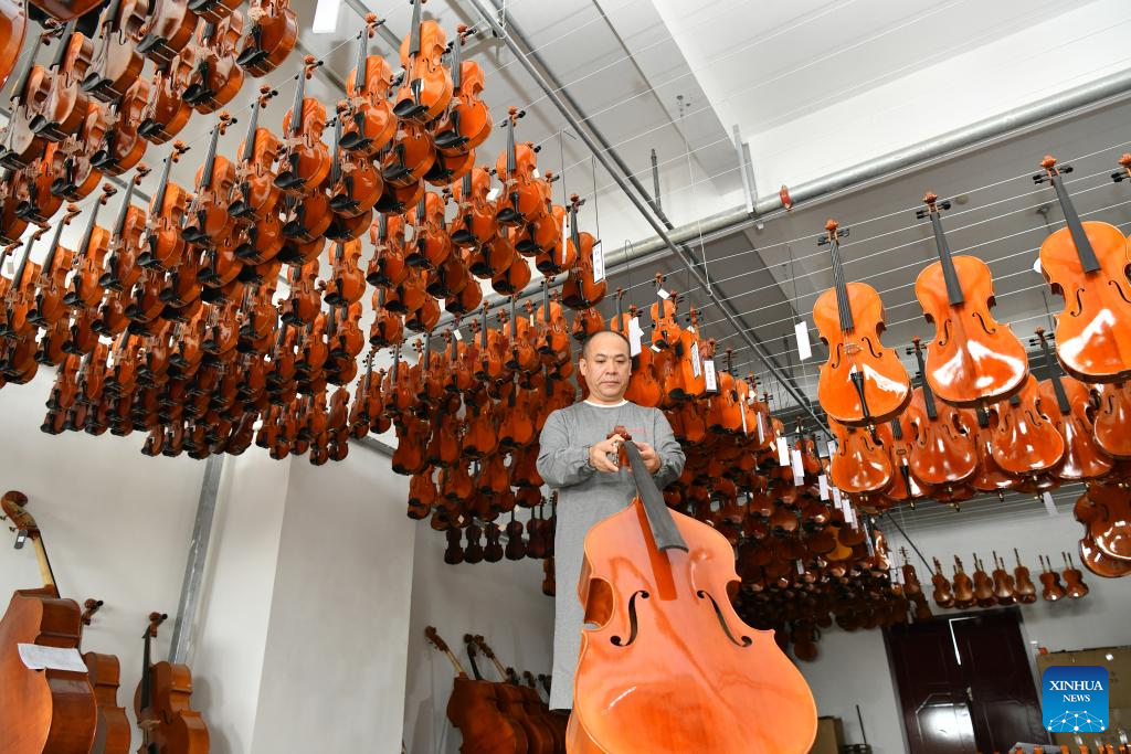 Musical instrument industry developed in Suning County, China's Hebei