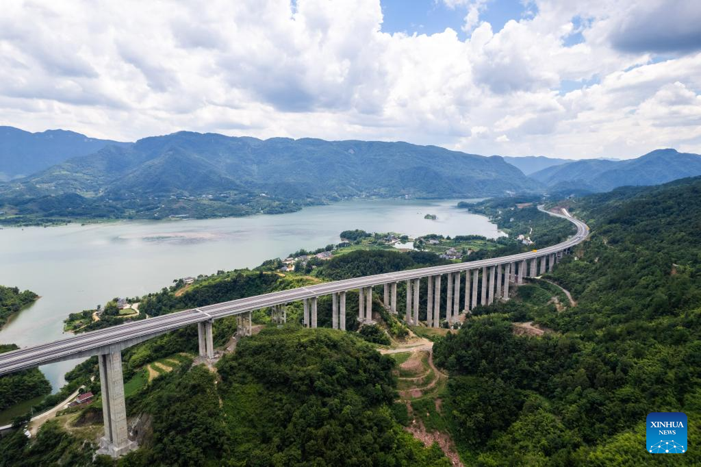 Luci expressway in final phase of integrated system testing in Hunan, C China