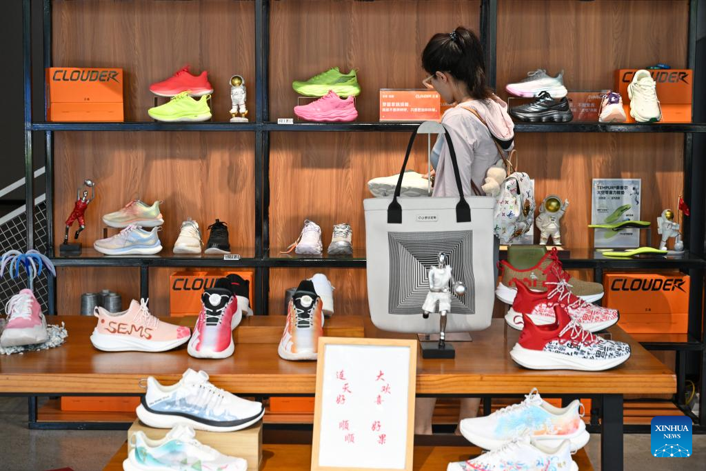 China's Putian promotes intelligent upgrades, digital transformation of footwear industry