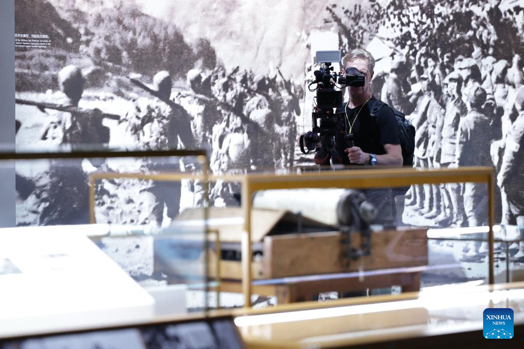 Journalists from home and abroad visit Museum of War of Chinese People's Resistance Against Japanese Aggression in Beijing