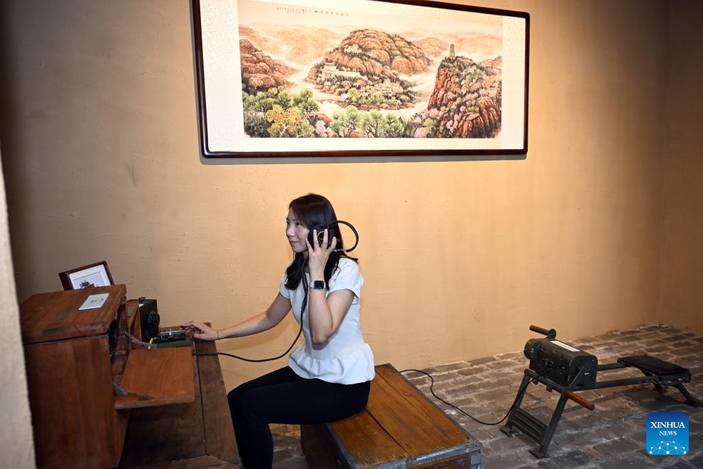 Art exhibition opens highlighting war against Japanese aggression