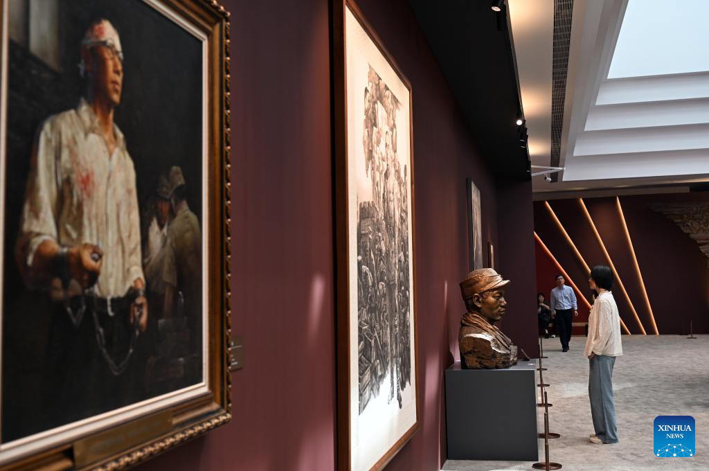 Art exhibition opens highlighting war against Japanese aggression