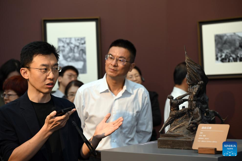 Art exhibition opens highlighting war against Japanese aggression