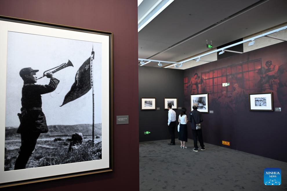 Art exhibition opens highlighting war against Japanese aggression