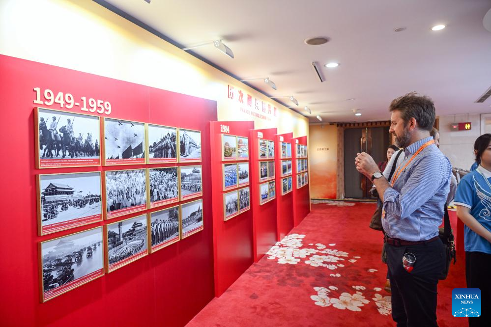 Media center for victory anniversary events opens in Beijing