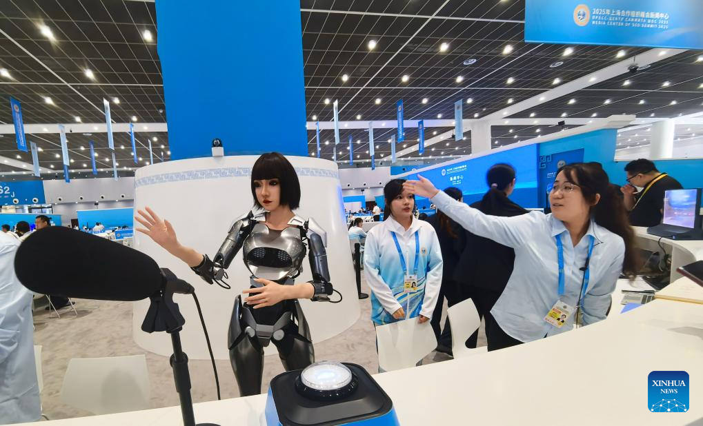 Robots highlighted at media center for SCO Summit 2025 in Tianjin