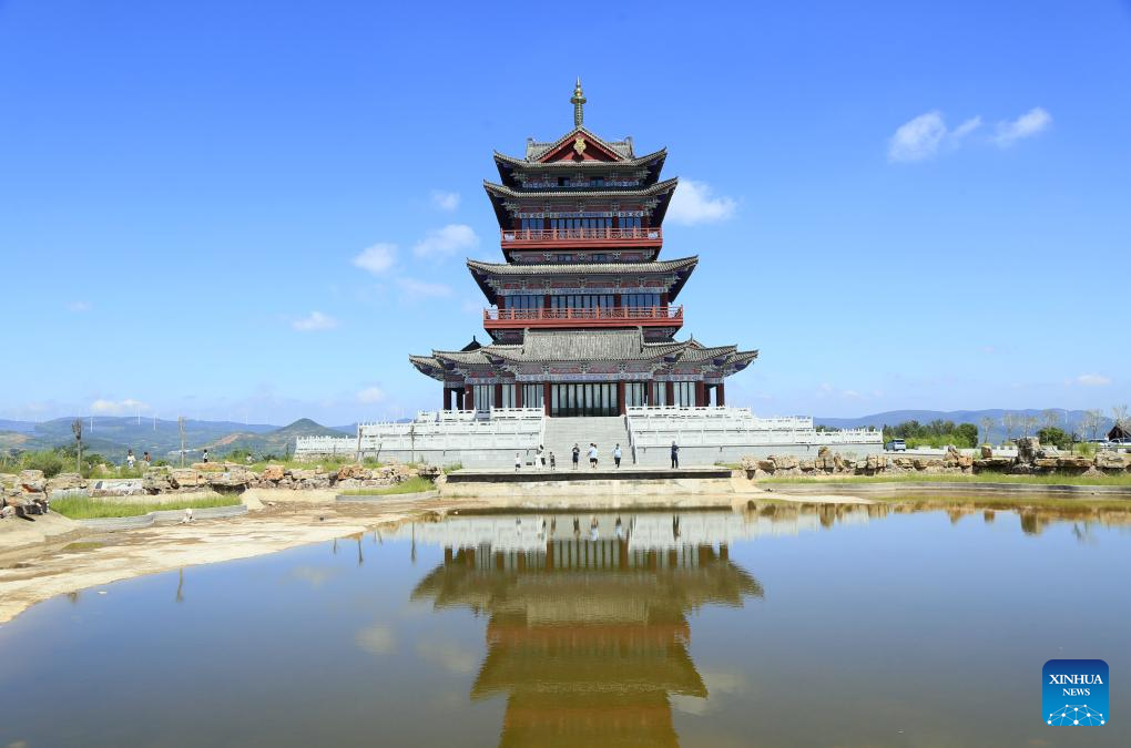 People enjoy tours across China