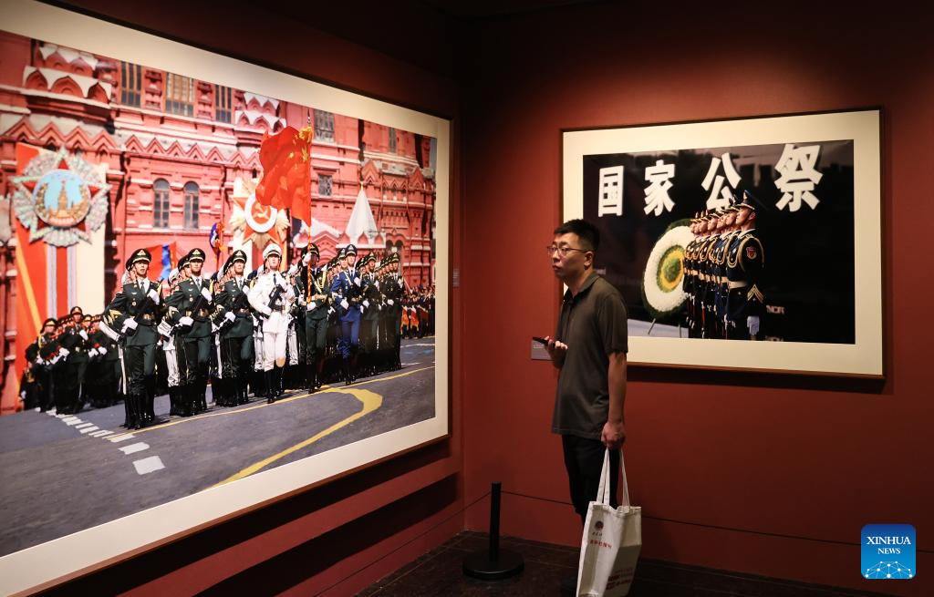Art exhibition highlighting war against Japanese aggression opens in Shanghai