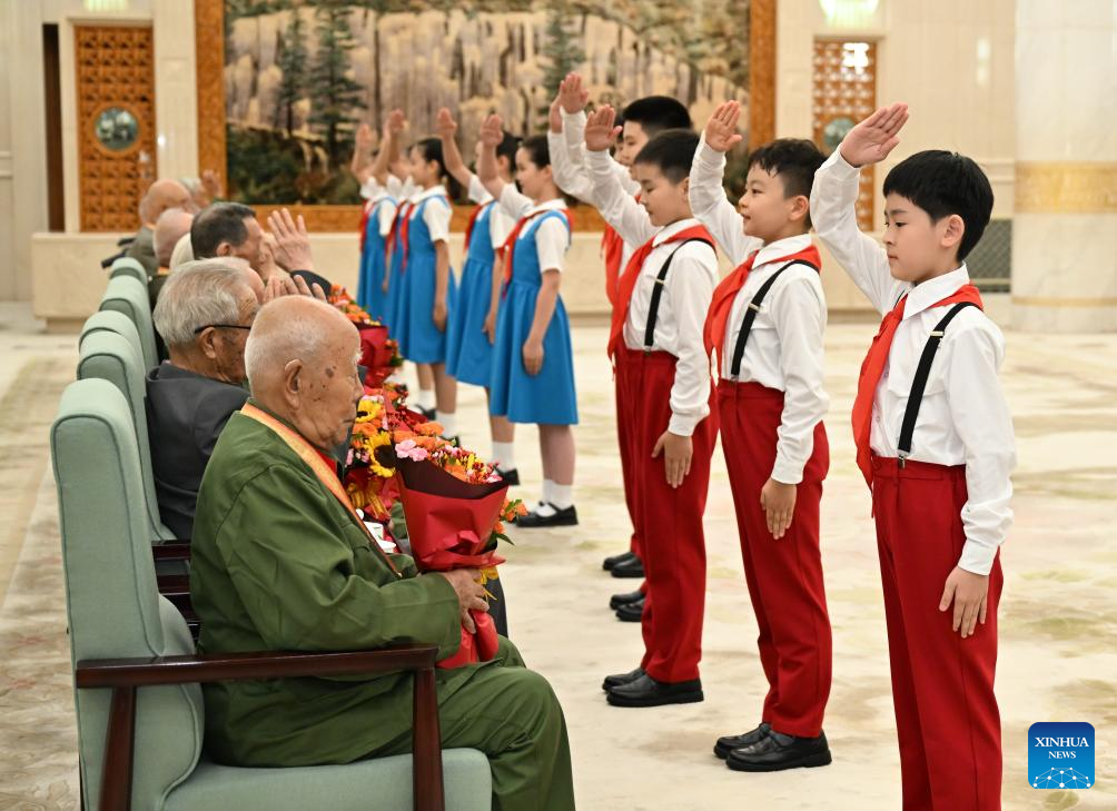 Grand cultural gala staged in Beijing to mark 80th anniversary of victory against Japanese aggression, fascism