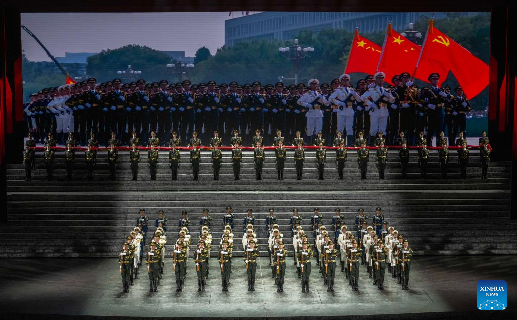 Grand cultural gala staged in Beijing to mark 80th anniversary of victory against Japanese aggression, fascism