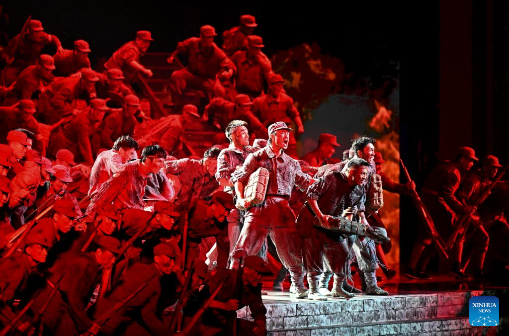 Grand cultural gala staged in Beijing to mark 80th anniversary of victory against Japanese aggression, fascism