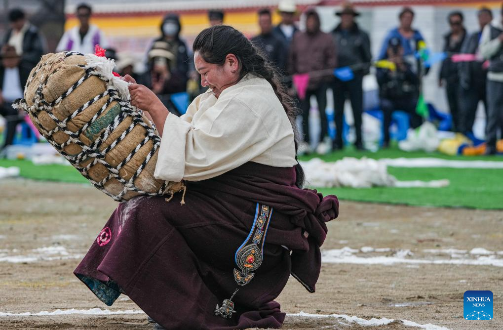 A glimpse of traditional horse racing festival in Nagqu, China's Xizang